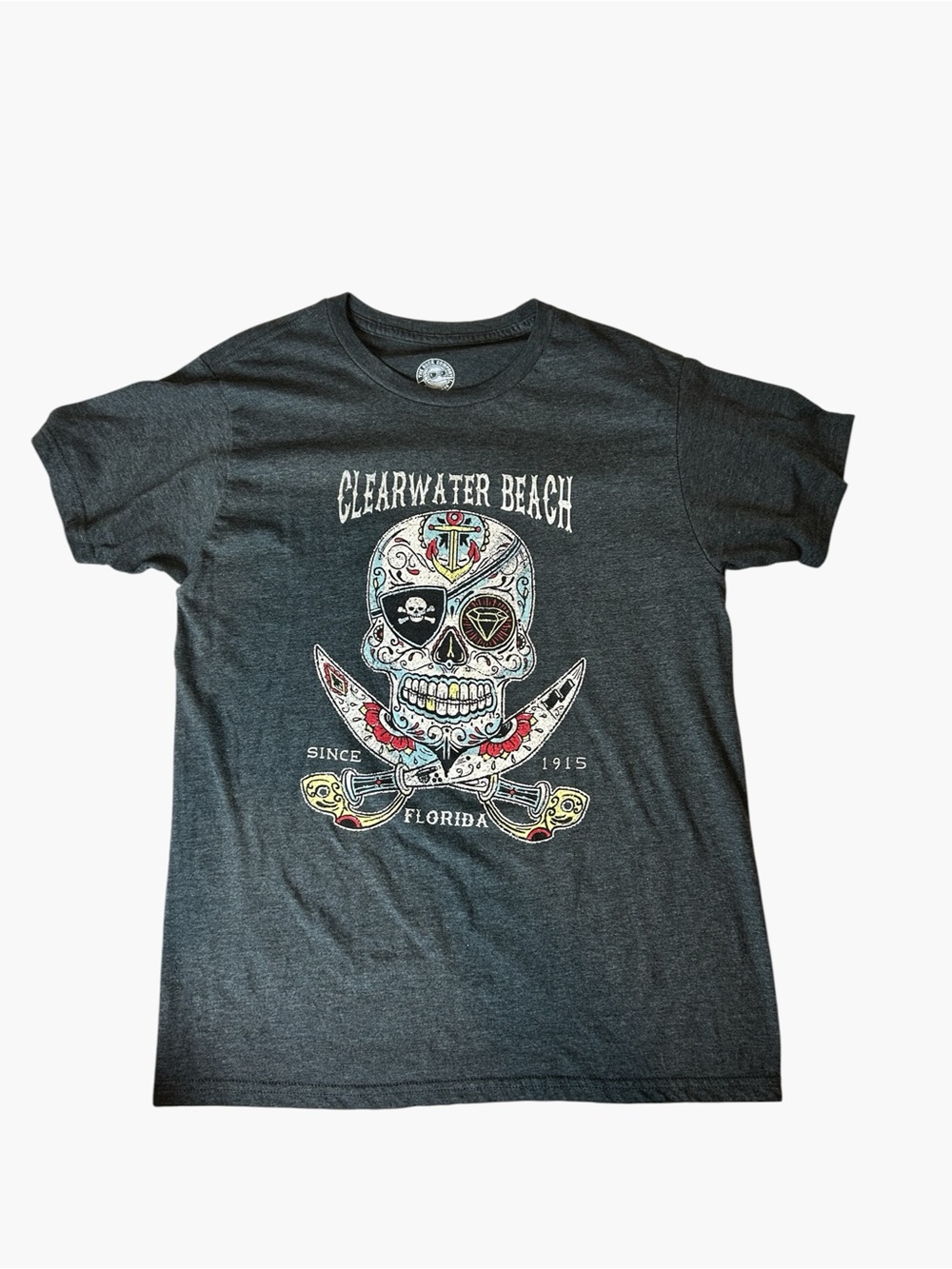Duck Co Pirate Skull Sugar Skull Tee Medium Clearwater Beach Graphic Gray Soft V